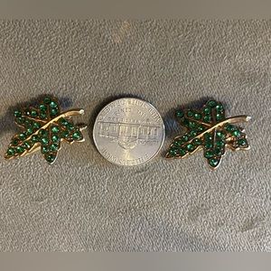 Vintage green cuff links